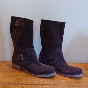 American Eagle Outfitter Brown Suede Boots Size 11 EUC